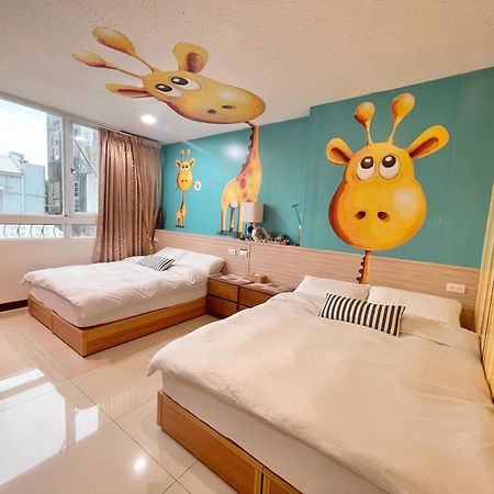 Hotel 斑比bambi Tainan Zewnętrze zdjęcie