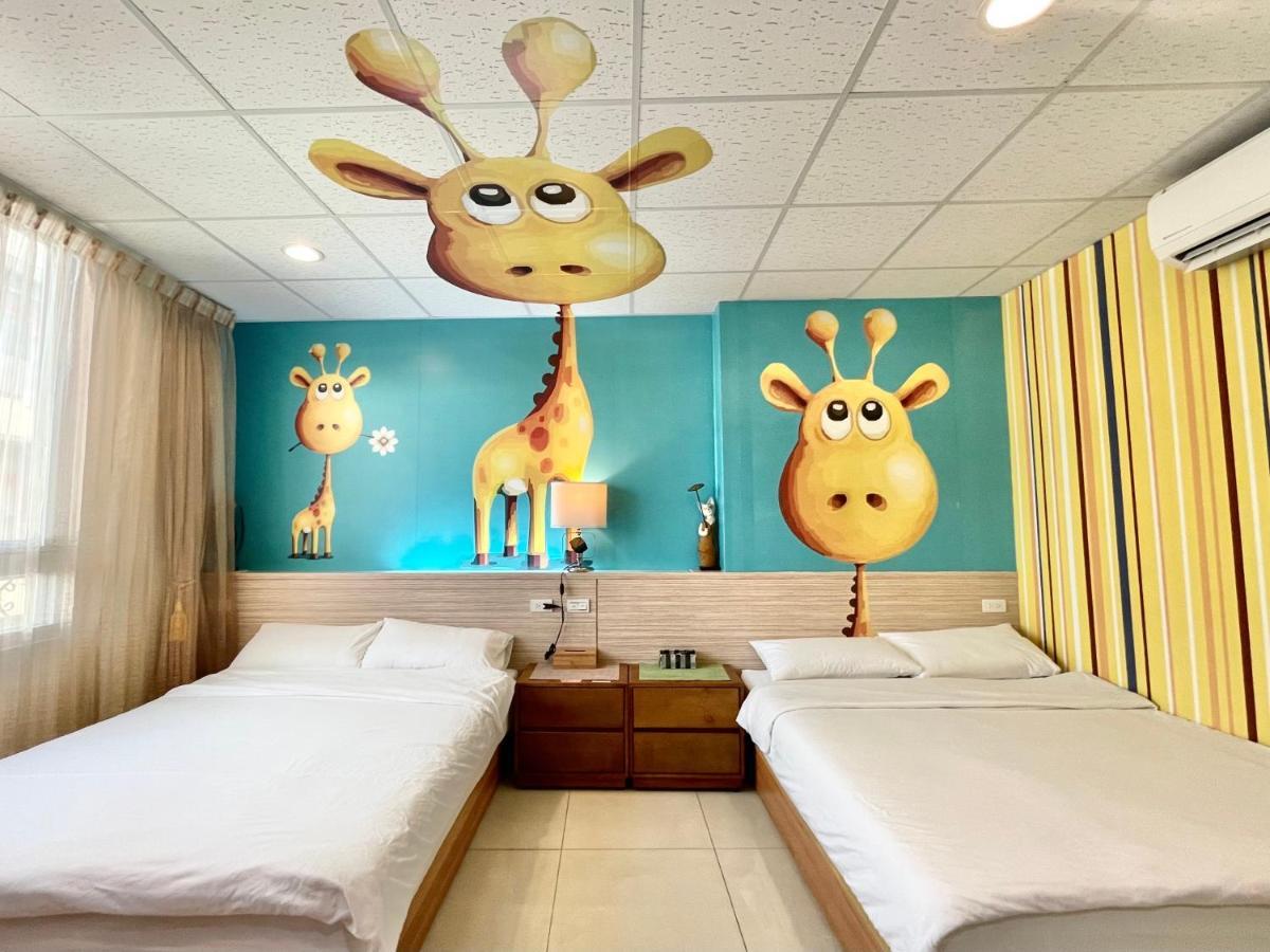 Hotel 斑比bambi Tainan Zewnętrze zdjęcie