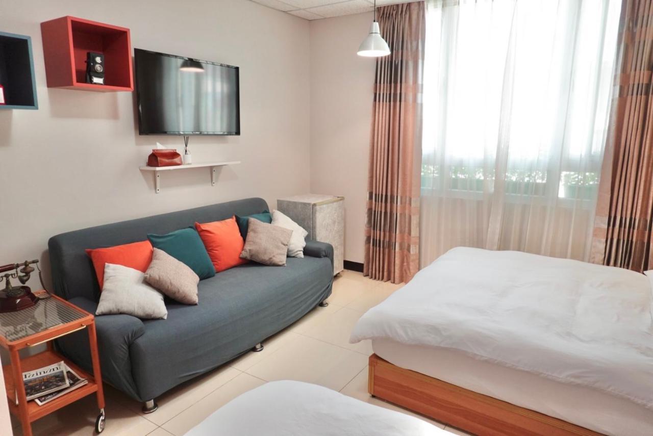 Hotel 斑比bambi Tainan Zewnętrze zdjęcie
